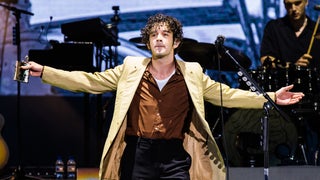 The 1975 Set Halted in Malaysia After Matty Healy Makes Out With Male Bandmate (Video)
