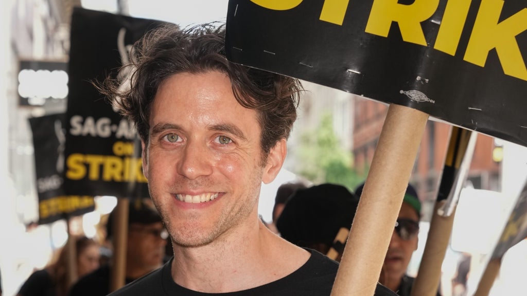 Ashley Zukerman Joins The Netflix/Warner Picket Line on July 20, 2023 in New York City. 