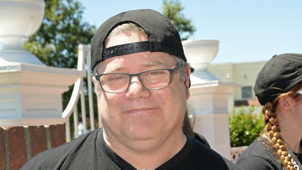 Sean Astin at the SAG AFTRA Strike July 19