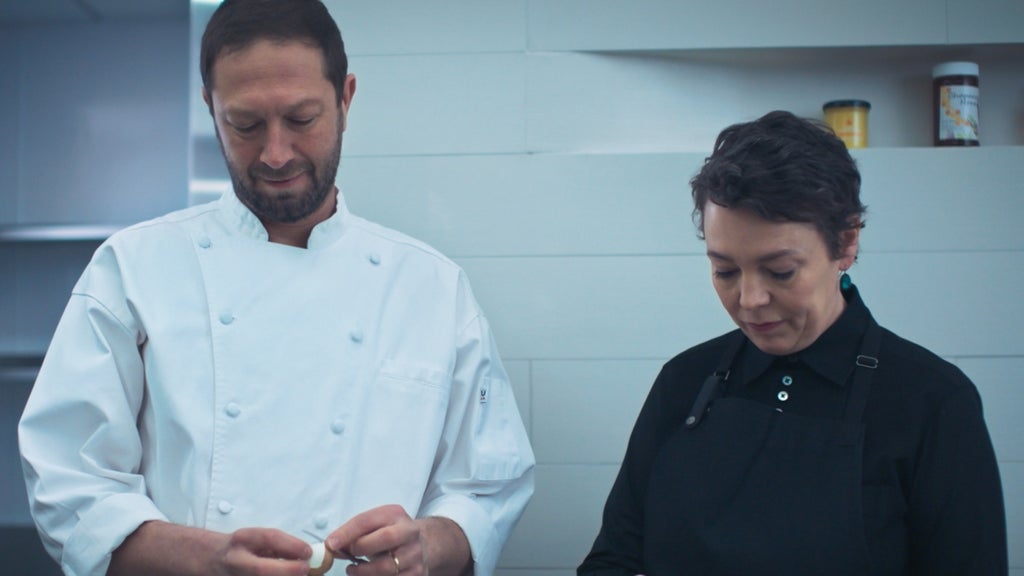Olivia Colman in "The Bear" (Hulu)