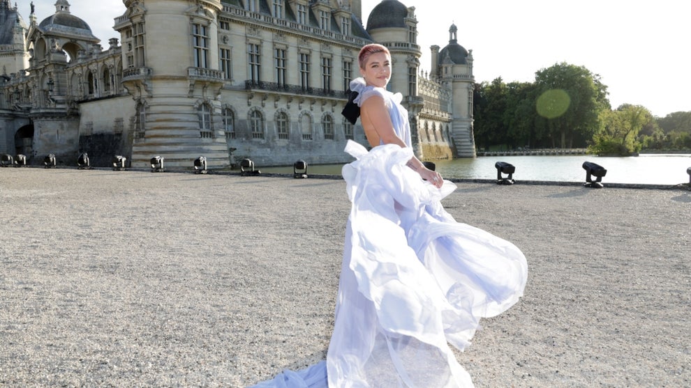 florence-pugh-paris-fashion-week-haute-couture
