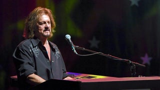 Journey Cofounder Gregg Rolie Demands Refunds for Fans of ‘Misleading’ European Concert (Exclusive)