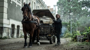 the-walking-dead-daryl-dixon-horse-amc