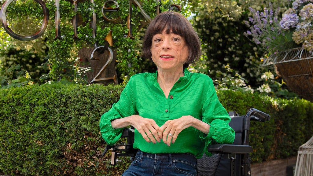 Liz Carr plays Saraqael in Good Omens 2