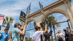 Hollywood strike video game companies sag-aftra