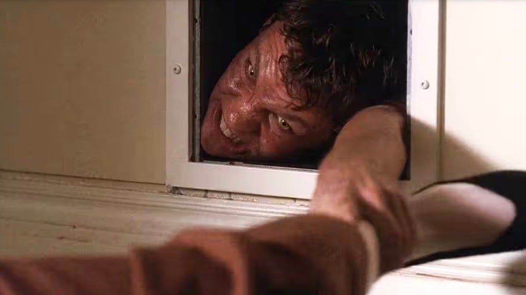 Squeeze episode of The X-Files