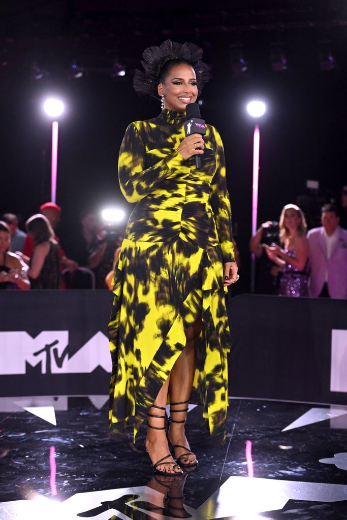 Nessa Diab, 2023 mtv vmas red carpet