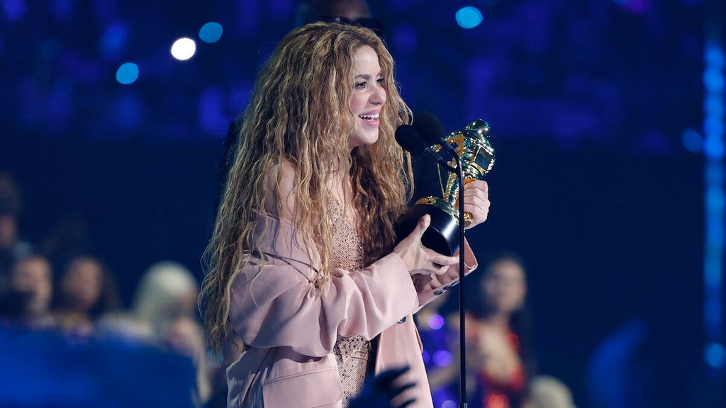 Shakira-VMAs