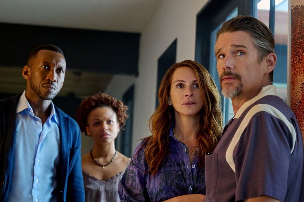 Mahershala Ali, Myha'la Herrold, Julia Roberts and Ethan Hawke in "Leave the World Behind"