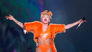 Miley Cyrus Says She Funded ‘Bangerz’ Tour Herself and ‘Didn’t Make a Dime’: ‘No One Really Wanted to Support Me’