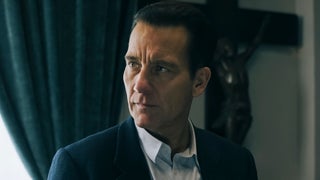 Clive Owen Brings Detective Sam Spade to Life in First Look at AMC Crime Drama ‘Monsieur Spade’