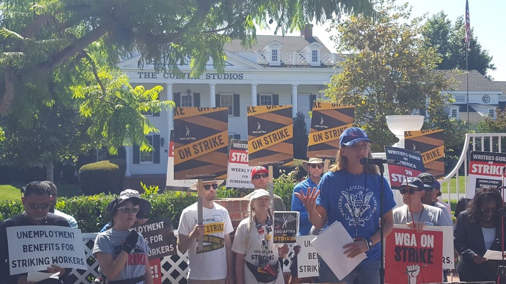 WGA/SAG-AFTRA unemployment benefit rally