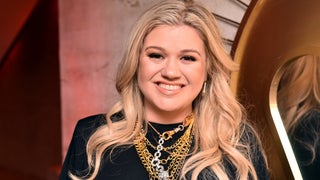 Kelly Clarkson Surprises Street Singer Who ‘Had No Idea Who I Was’ With ‘What’s Love Got to Do With It’ (Video)