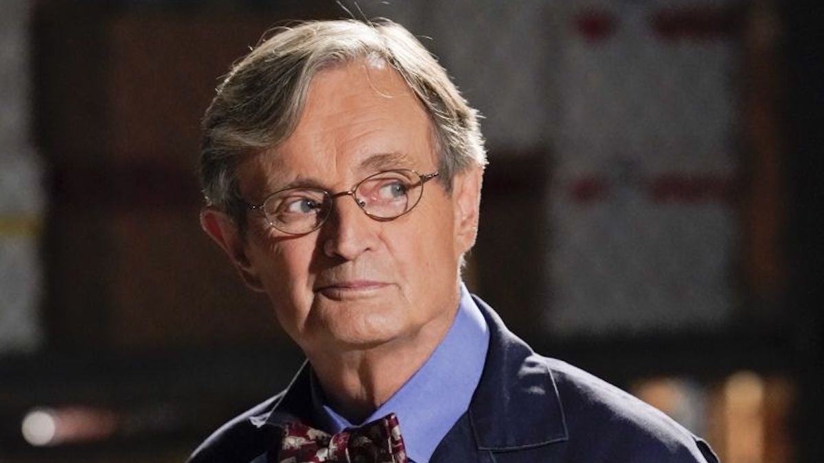 David McCallum, Actor on ‘NCIS’ and ‘The Man From U.N.C.L.E,’ Dies at 90 thumbnail