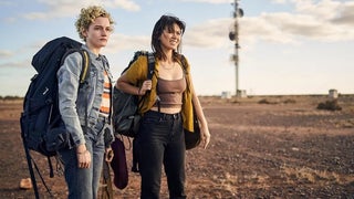 ‘The Royal Hotel’ Review: Kitty Green Reunites With ‘The Assistant’ Star Julia Garner in Riveting Thriller