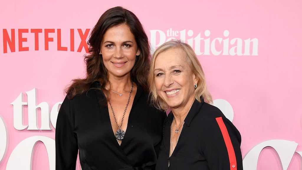 Julia Lemigova and Martina Navratilova (Photo credit: Getty Images)