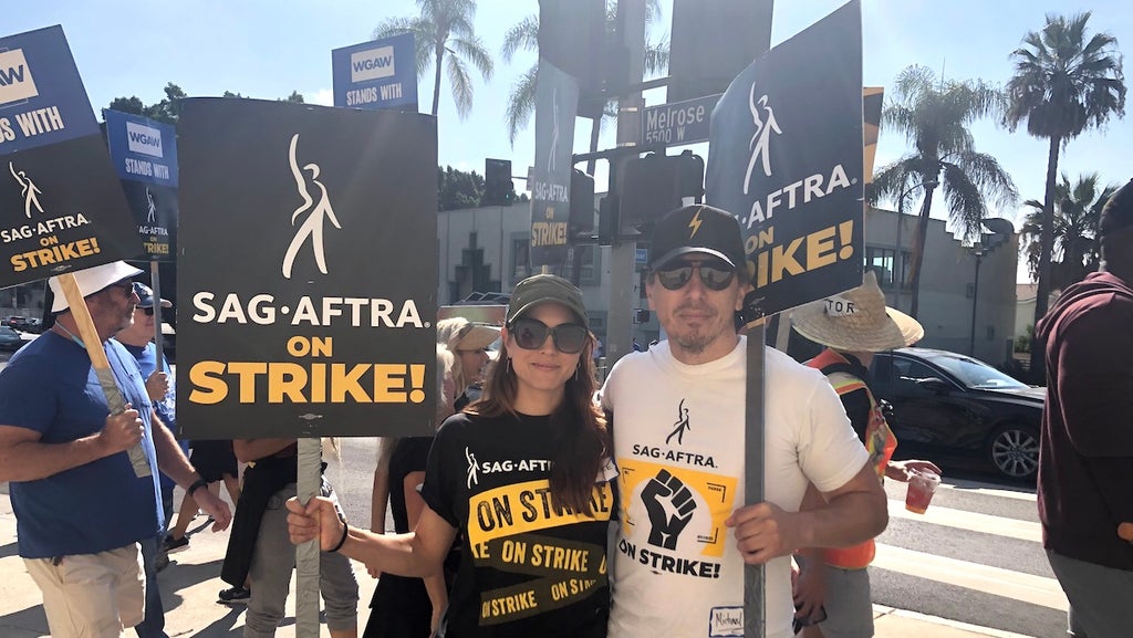 Actors Brooke Nevin and Michael Traynor on the picket line at Paramount on Oct. 2, 2023
