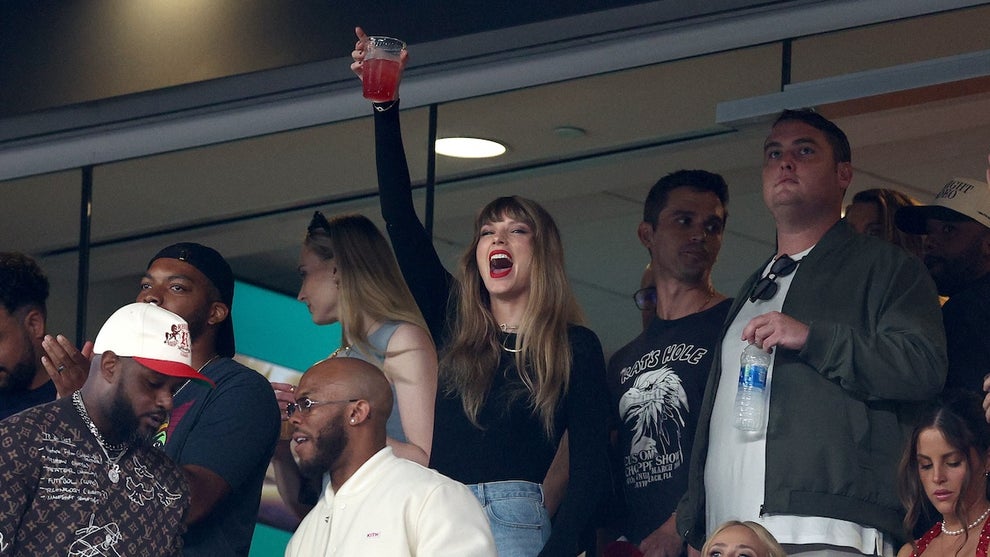 taylor-swift-sunday-night-football-getty