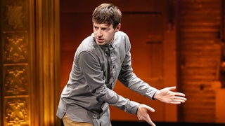 Alex Edelman Says Touring His Comedy Show About Jewish Identity, Bigotry Is an ‘Escape’ From the Headlines