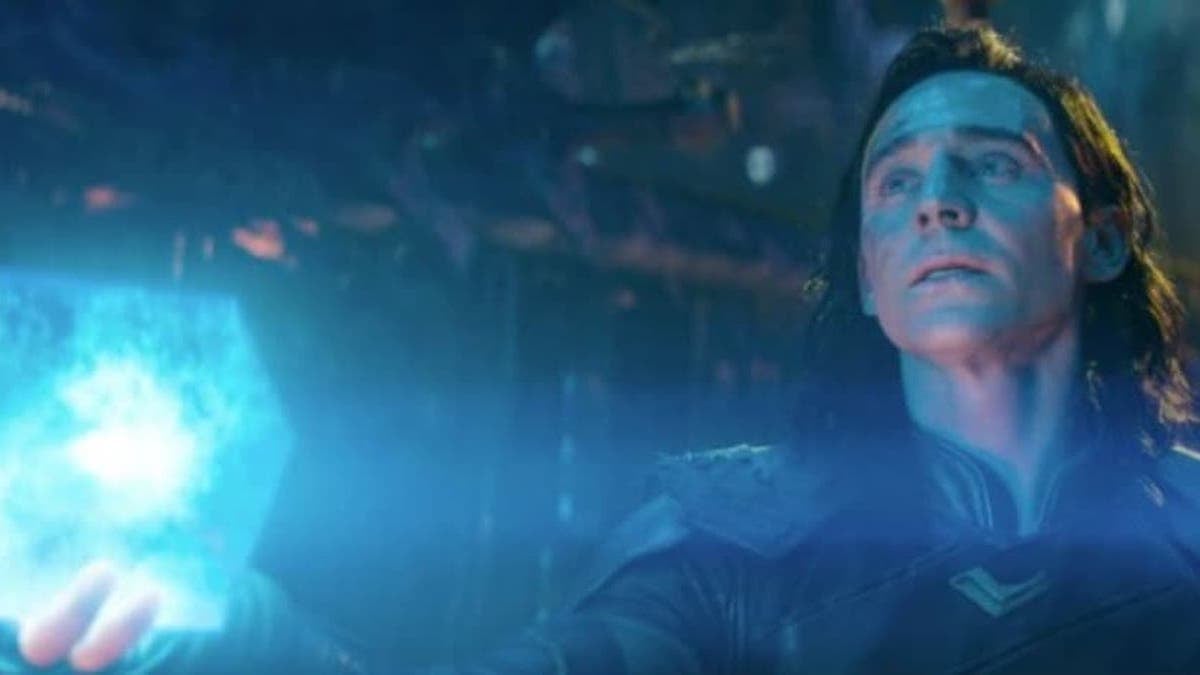 Tom Hiddleston Credits Tim Burton’s ‘Batman’ for His Marvel Run: ‘Don’t Think I Would’ve Played Loki Without That Film’ | Video