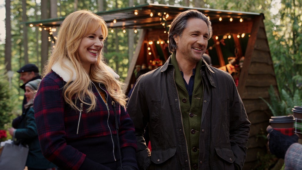Alexandra Breckenridge and Martin Henderson in Virgin River Season 5, Part 2