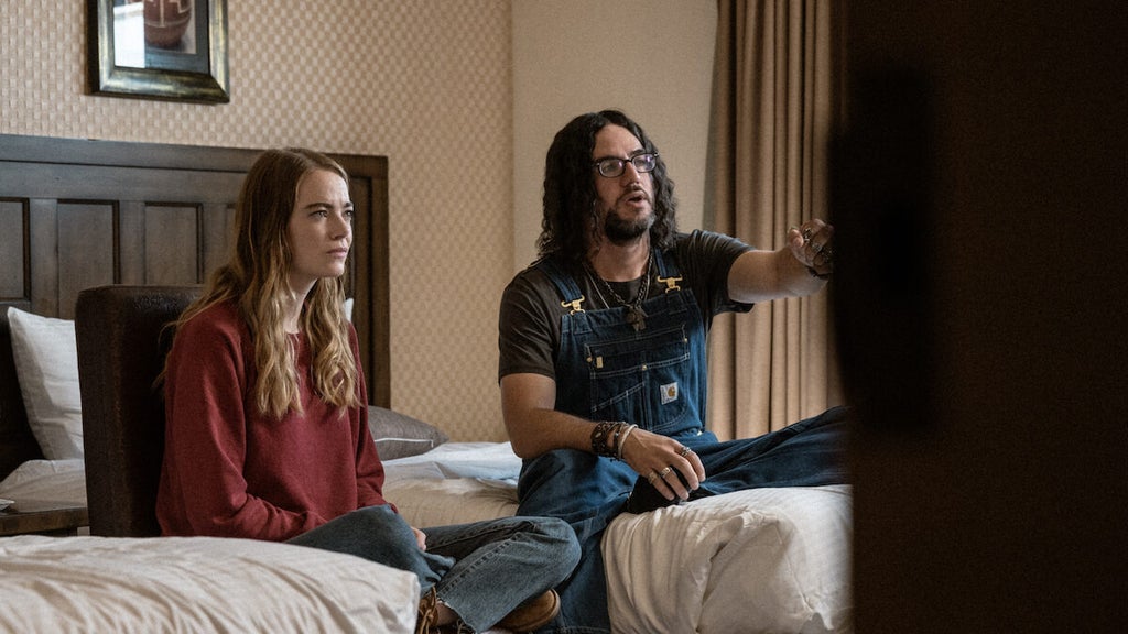 Emma-Stone-Benny-Safdie-The-Curse