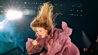 Taylor Swift Sets Billion-Dollar Record With the Eras Tour