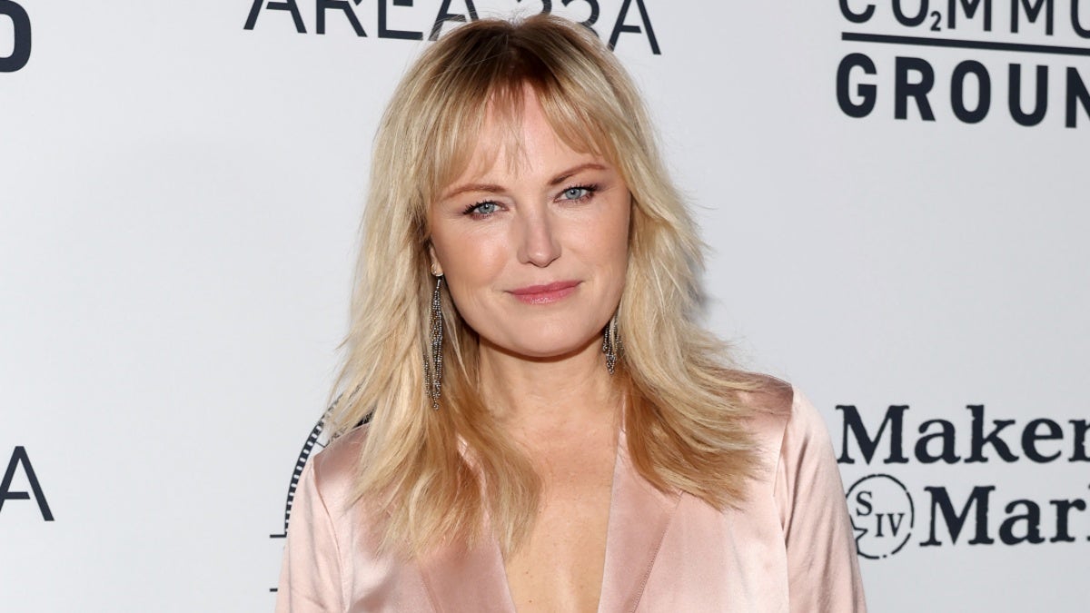 Starz's 'The Hunting Wives' Casts Malin Ackerman in Lead Role - Vimarsana News