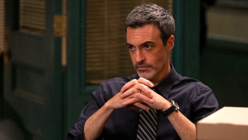 Reid Scott as Det. Vincent Riley on "SVU"
