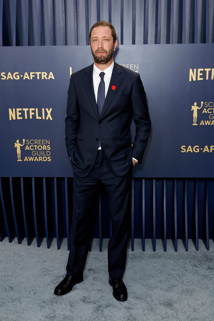 Ebon Moss-Bachrach attends the 30th Annual Screen Actors Guild Awards at Shrine Auditorium and Expo Hall on February 24, 2024 in Los Angeles, California.