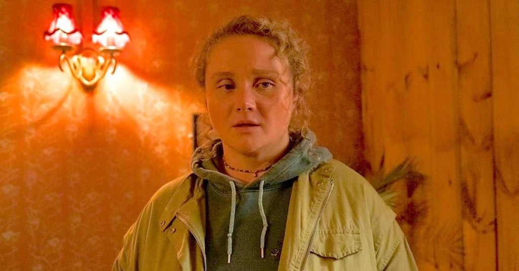 Danielle Macdonald in "The Tourist" Season 2