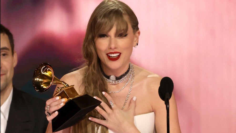 taylor-swift-grammys-album-of-the-year