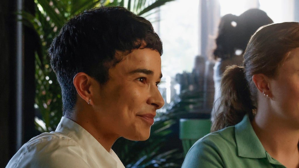 Paula Andrea Placido in "Apples Never Fall" (Peacock)