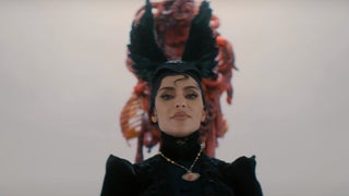 Emma Roberts Kisses Kim Kardashian, Snacks on a Bone in ‘AHS: Delicate Part 2′ Trailer | Video