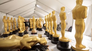 Oscar statues 2024