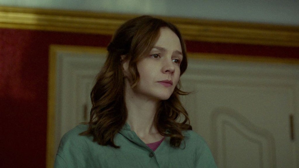 Carey Mulligan in "Spaceman" (Netflix)