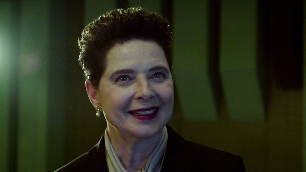 Isabella Rossellini in "Spaceman" (Netflix)