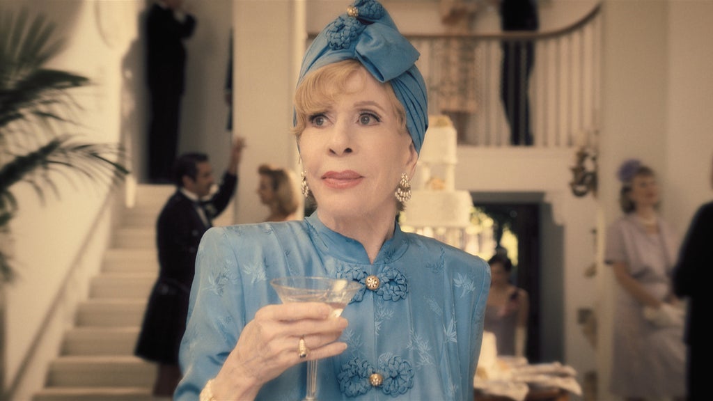 Carol Burnett in "Palm Royale"
