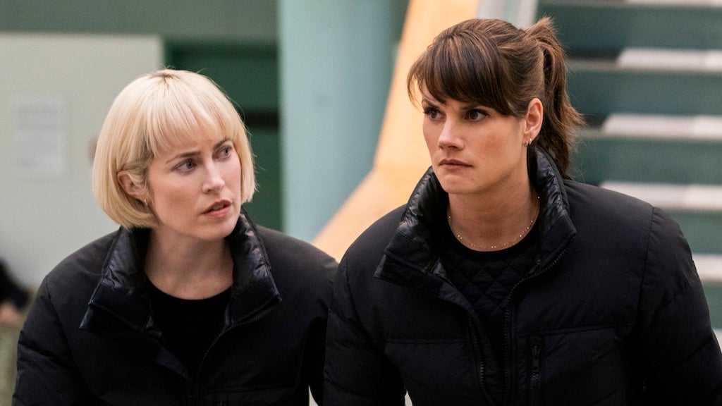 Charlotte Sullivan as Jessica Blake and Missy Peregrym as Special Agent Maggie Bell in "FBI.