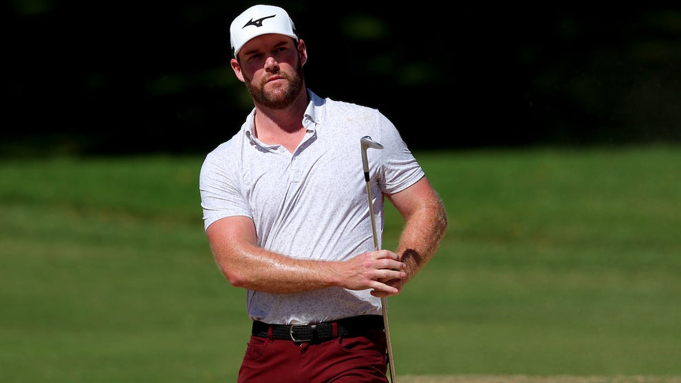 Grayson Murray plays the final round of the Sony Open in Hawaii at Waialae Country Club