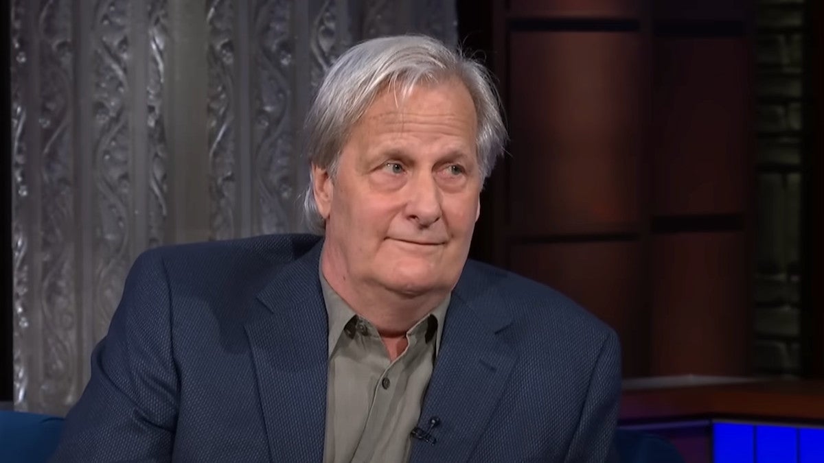 Jeff Daniels Criticizes Marjorie Taylor Greene and Matt Gaetz for Being ‘Intoxicated’ With Their Desire for Fame | Video