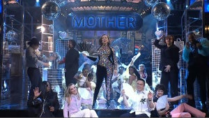 Maya Rudolph Mother House Song SNL Monologue 2