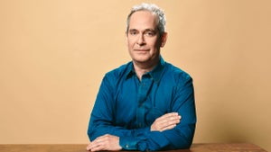 Tom Hollander- Featured image