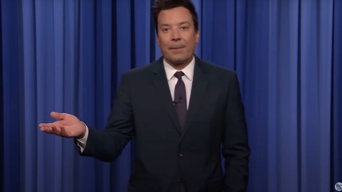 Jimmy Fallon Mocks Donald Trump’s Pizza Delivery Skills: ‘He’s Clearly Never Held a Box of Pizza Before’ | Video