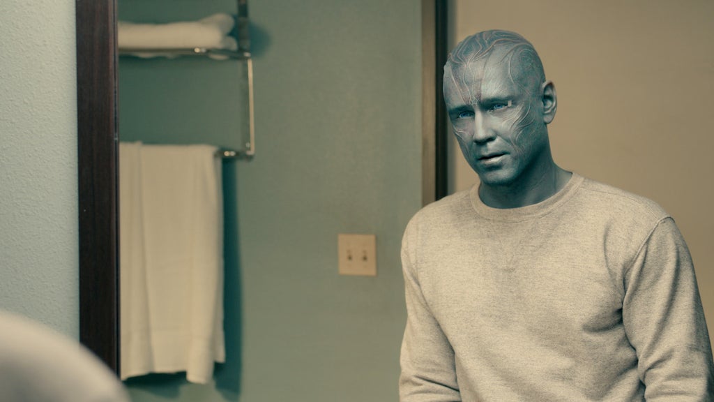 Colin Farrell's character reveals his true self in the "Go Home episode of "Sugar"
