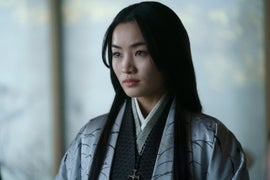 ‘Shōgun’ Star Anna Sawai Is First Asian to Win Emmy for Lead Actress in a Drama
