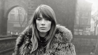 Françoise Hardy, Renowned French Singer and Actress of the 1960s, Dies at 80