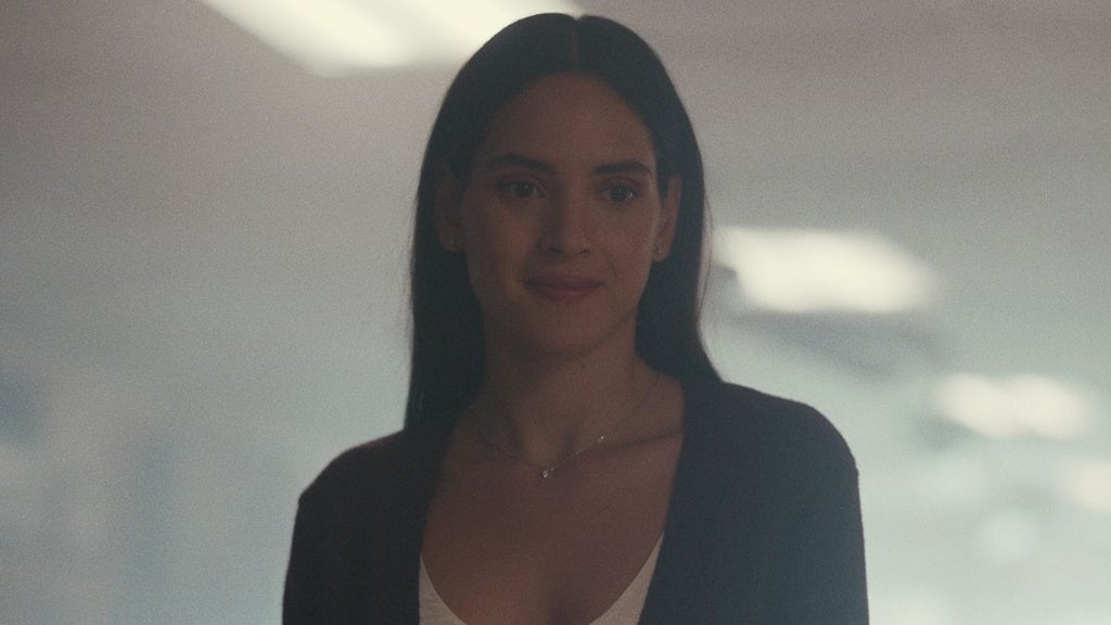 hit-man-adria-arjona