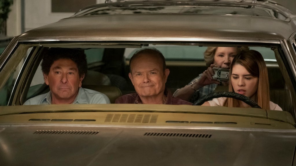 that-90s-show-don-stark-kurtwood-smith-debra-jo-rupp-callie-haverdy-netflix-patrick-wymore