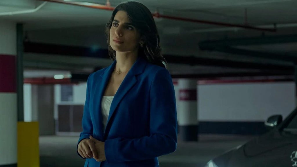 Claudia Doumit as Victoria Neuman (Prime Video)